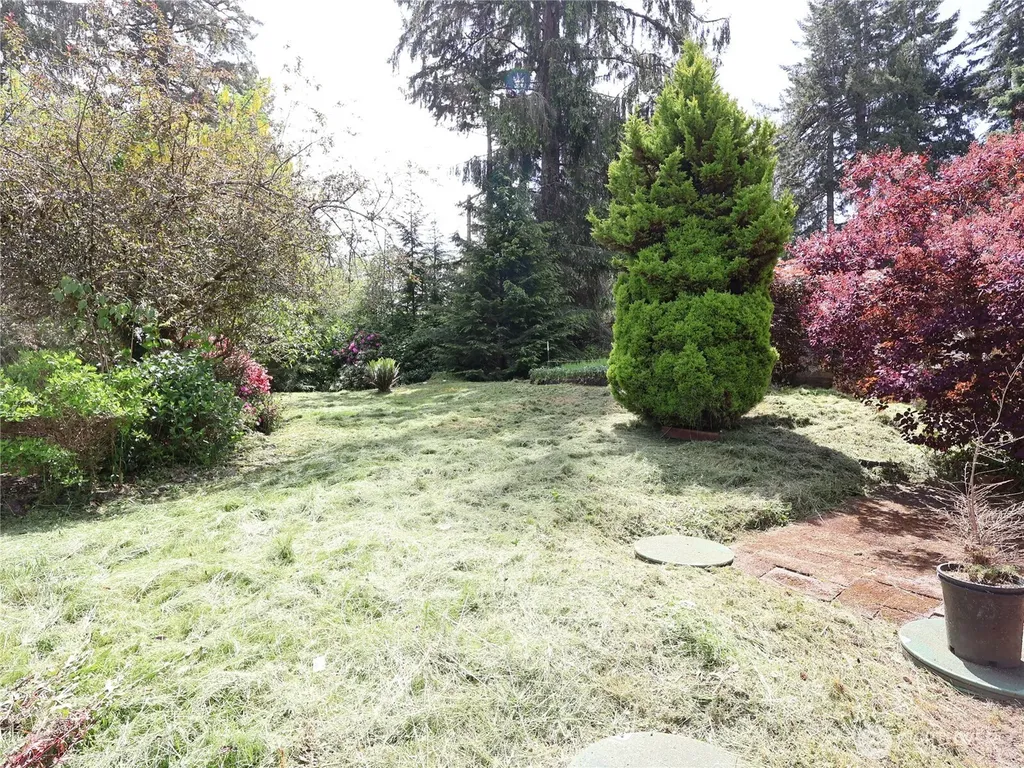 209 Fairway Drive Aberdeen WA 98520