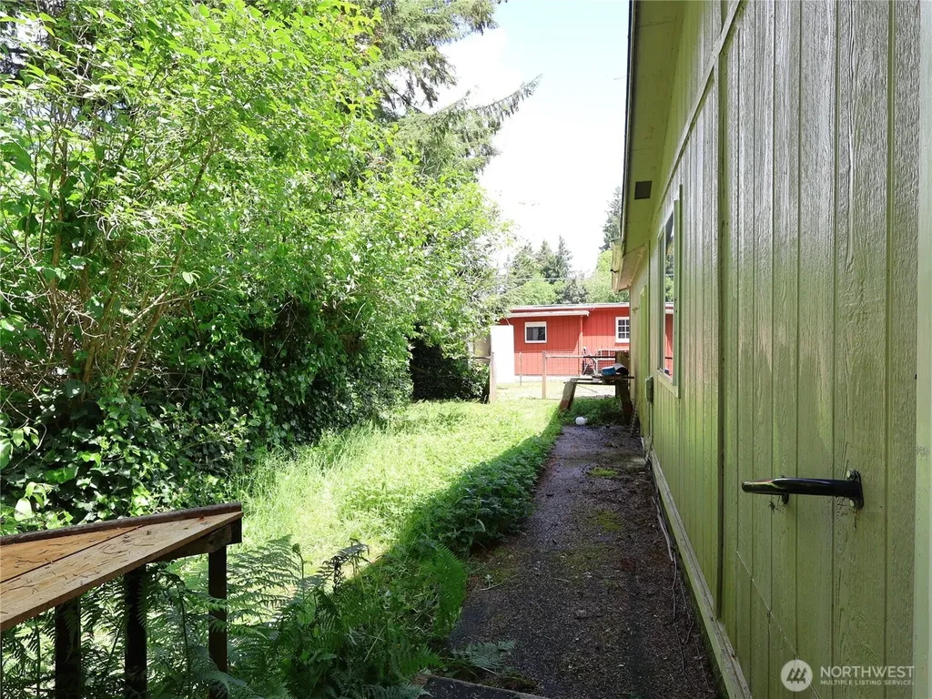209 Fairway Drive Aberdeen WA 98520