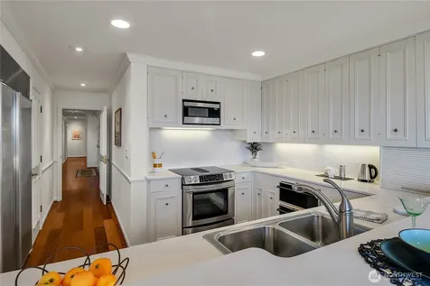 2000 43rd Avenue E Seattle WA 98112