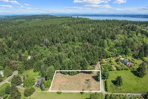 9438 SW 266th Lane Vashon WA 98070