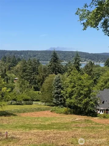 9438 SW 266th Lane Vashon WA 98070