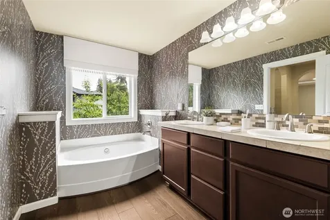 4411 S 330 Place Federal Way WA 98001