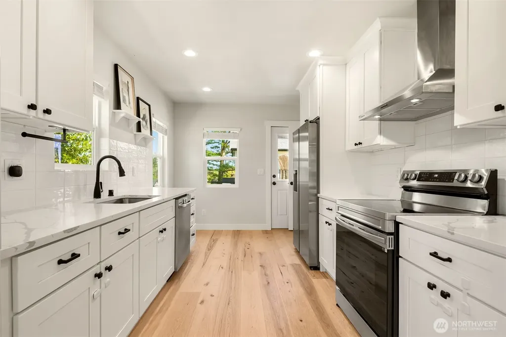 11558 Fremont Avenue N Seattle WA 98133