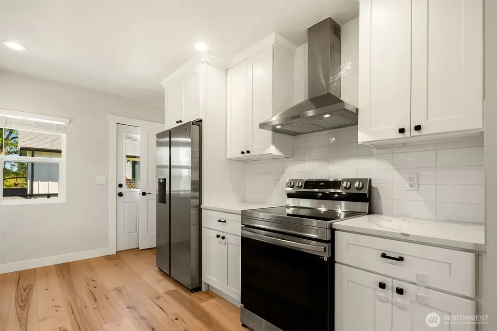 11558 Fremont Avenue N Seattle WA 98133