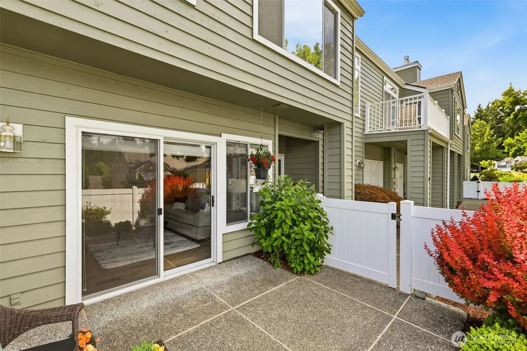 3638 224th Place SE Issaquah WA 98029