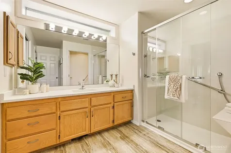 3638 224th Place SE Issaquah WA 98029
