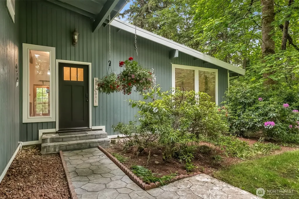 23908 SE 168 Street Issaquah WA 98027