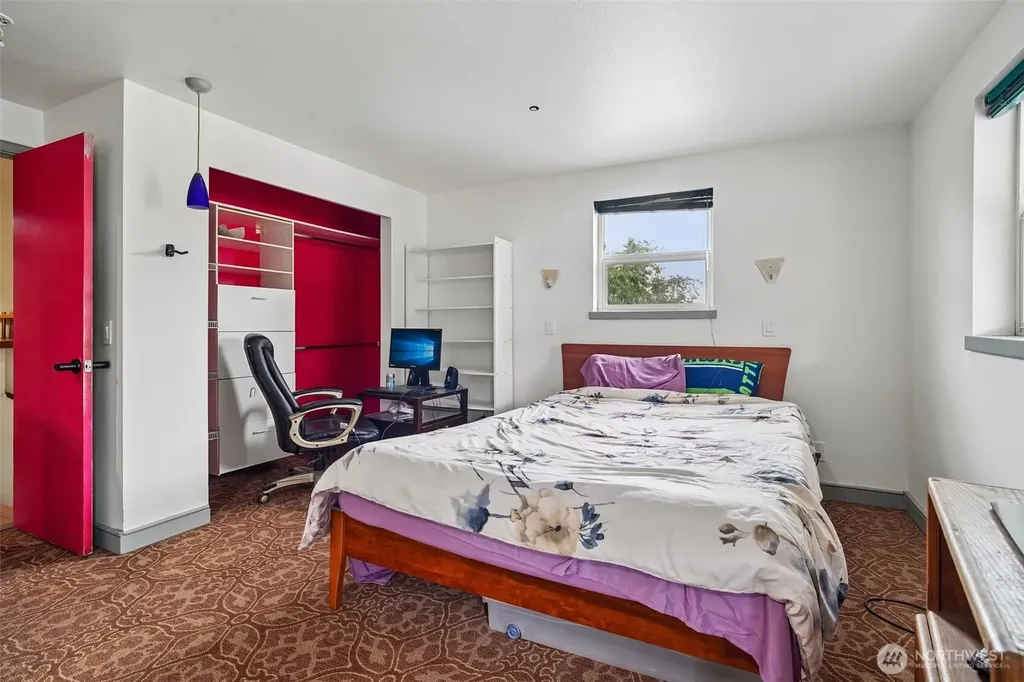 13043 40th Avenue S Tukwila WA 98168