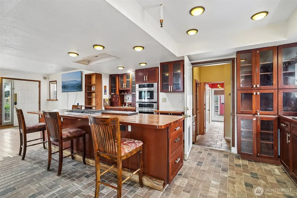 13043 40th Avenue S Tukwila WA 98168