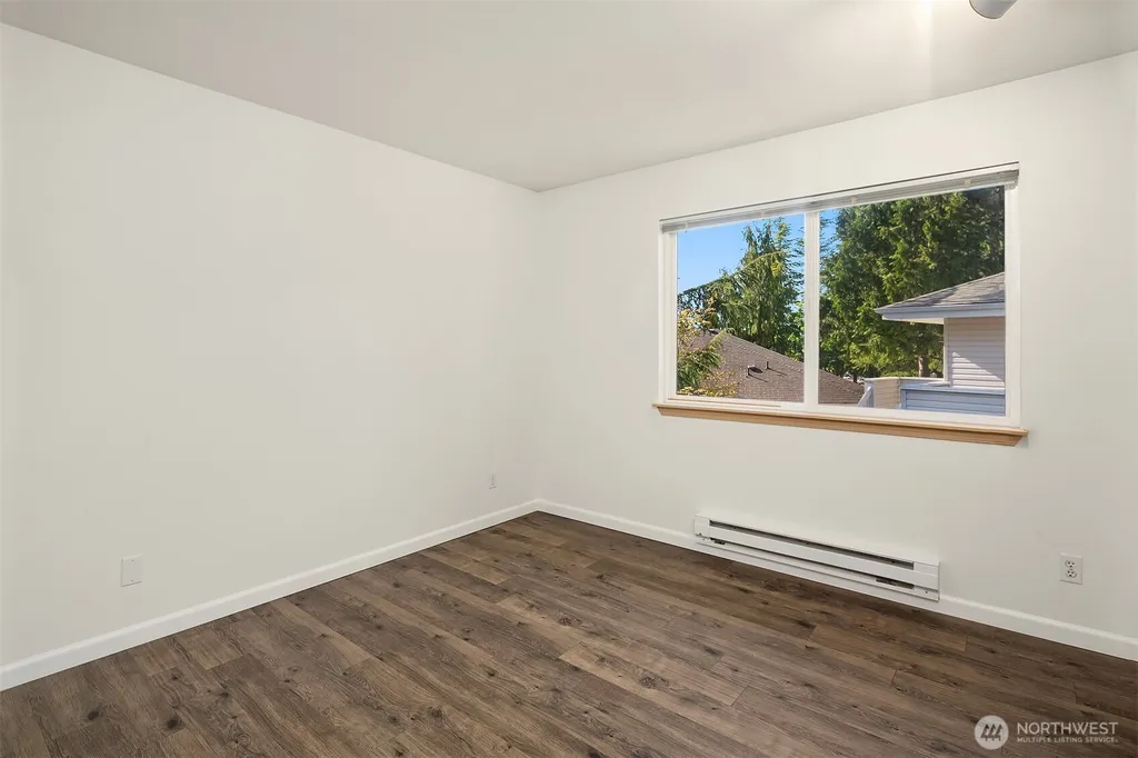 9210 Market Place Lake Stevens WA 98258