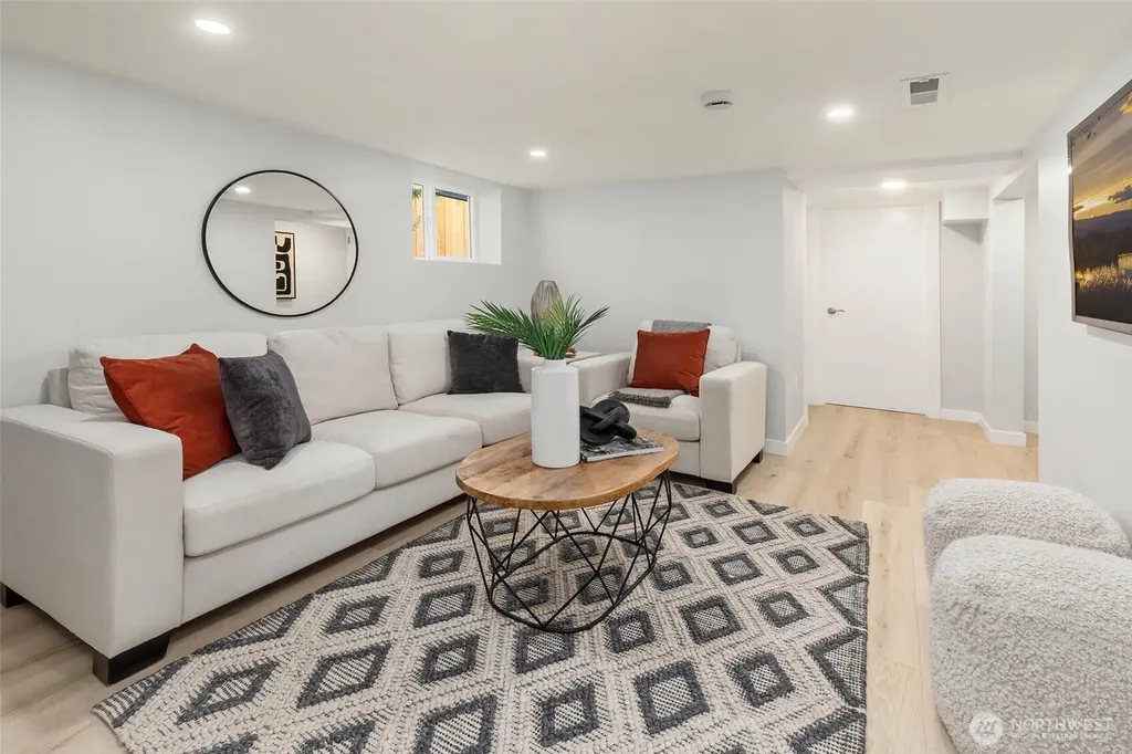1312 NE 70th Street Seattle WA 98115