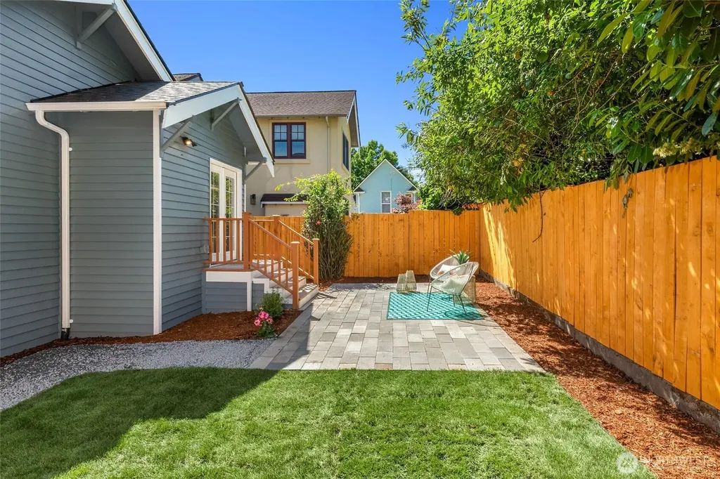 1312 NE 70th Street Seattle WA 98115