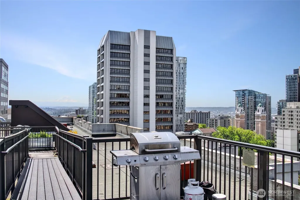 1105 Spring Street Seattle WA 98104