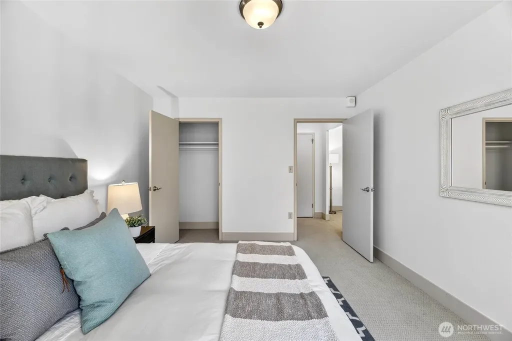 1105 Spring Street Seattle WA 98104