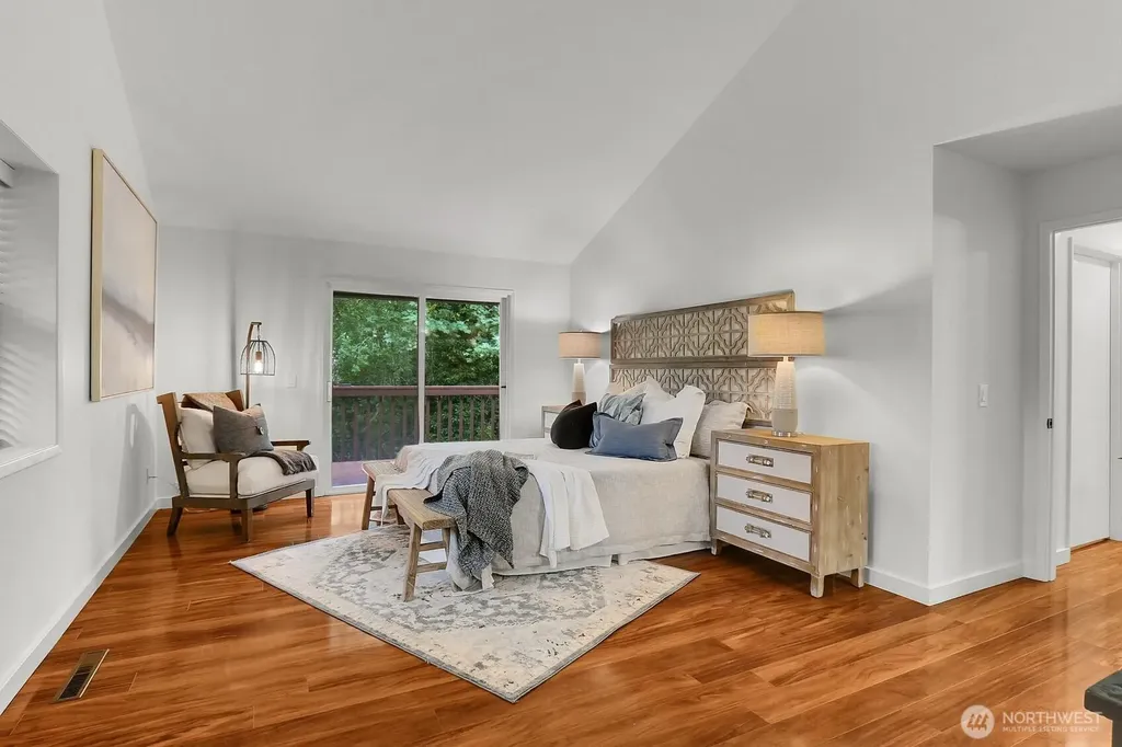 8817 NE 124th Street Kirkland WA 98034