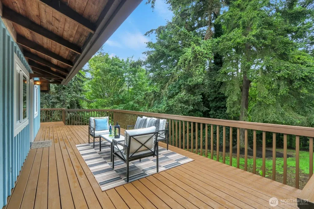 8817 NE 124th Street Kirkland WA 98034