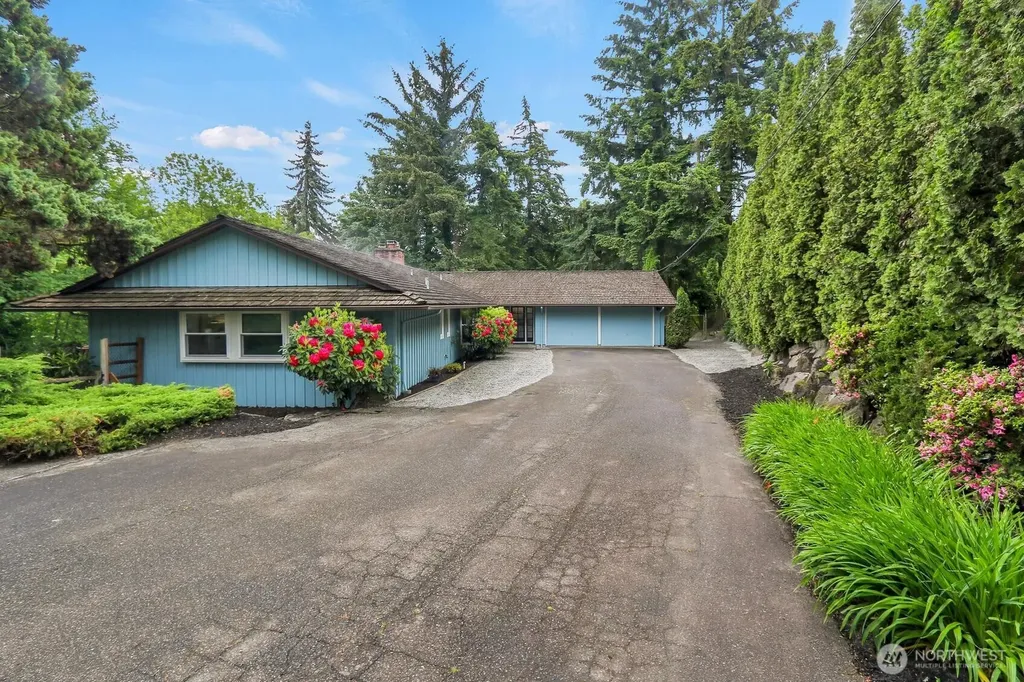 8817 NE 124th Street Kirkland WA 98034