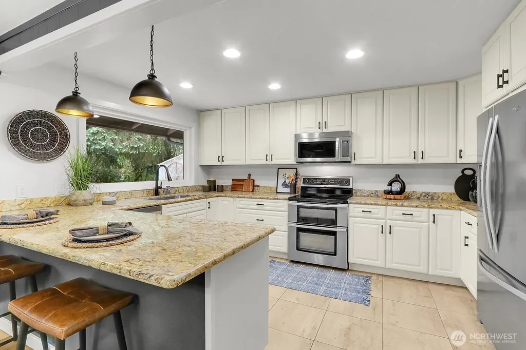 8817 NE 124th Street Kirkland WA 98034