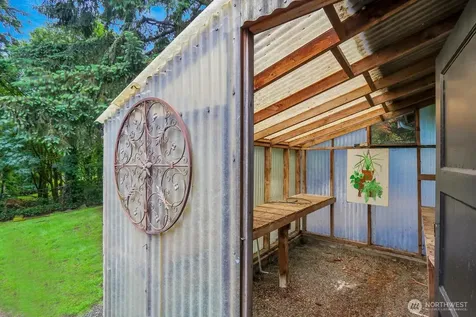 8817 NE 124th Street Kirkland WA 98034