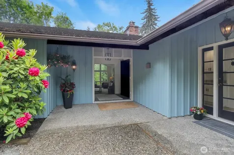 8817 NE 124th Street Kirkland WA 98034