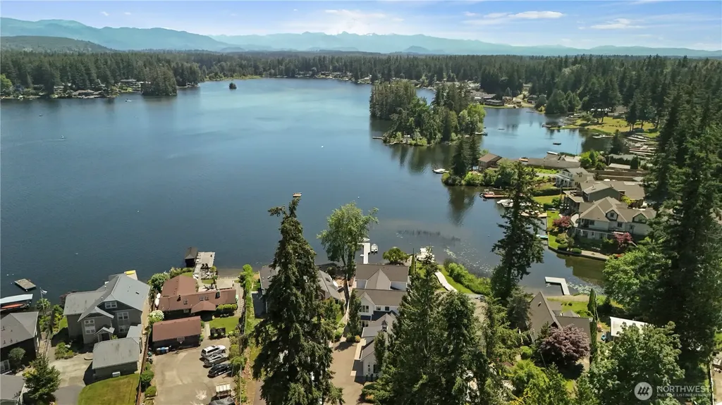 22545 SE 298th Street Black Diamond WA 98010