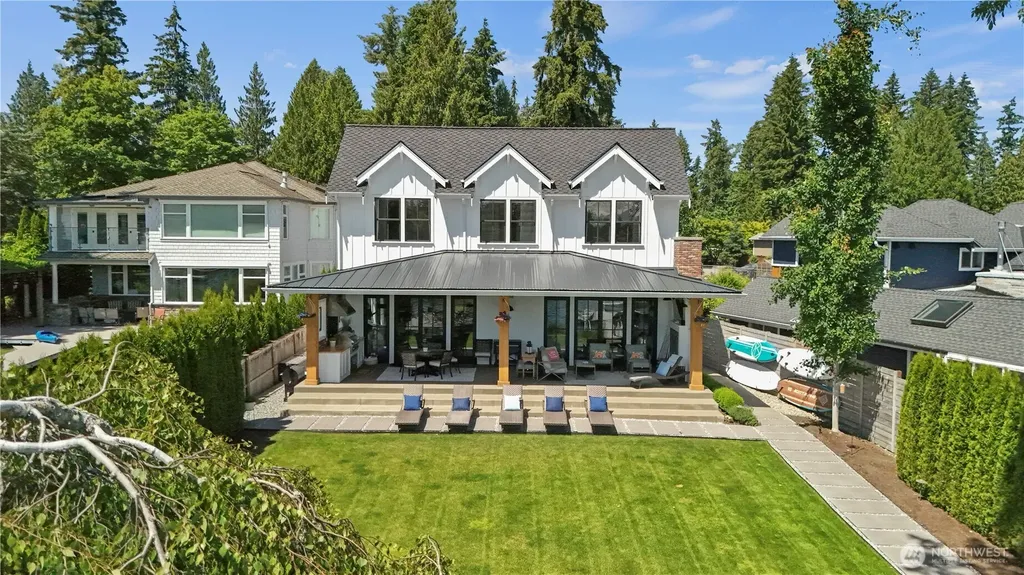 22545 SE 298th Street Black Diamond WA 98010
