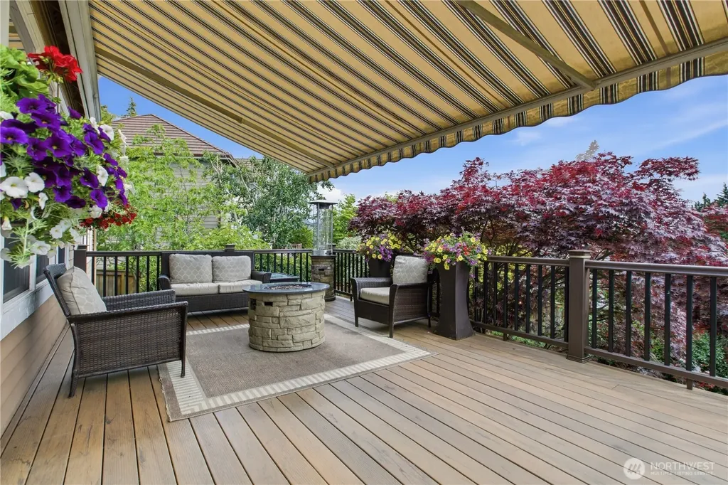1828 Mariner Circle NE Tacoma WA 98422