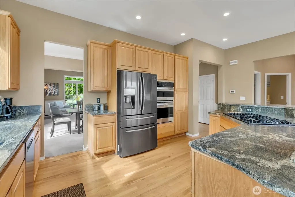 1828 Mariner Circle NE Tacoma WA 98422