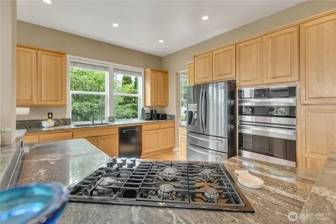 1828 Mariner Circle NE Tacoma WA 98422