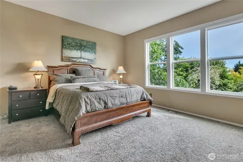 1828 Mariner Circle NE Tacoma WA 98422