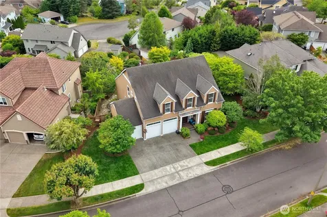 1828 Mariner Circle NE Tacoma WA 98422