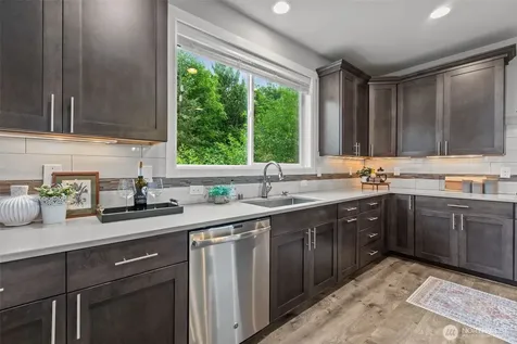18231 3rd Drive SE Bothell WA 98012