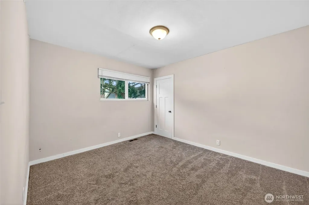 6831 S Yakima Avenue Tacoma WA 98408