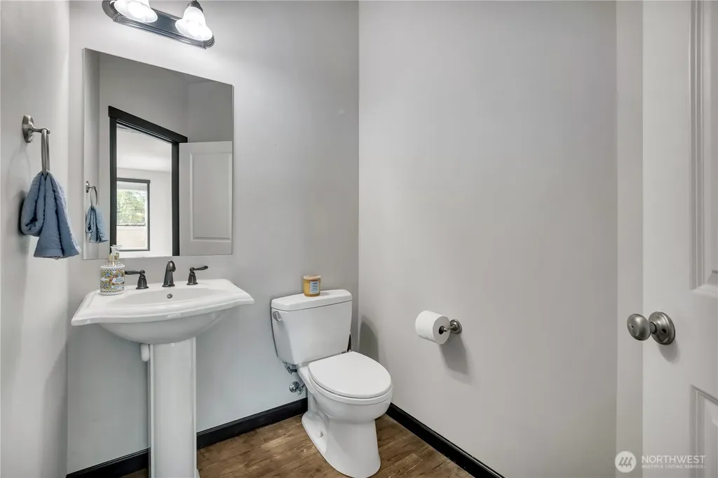 610 Rosewood Drive Buckley WA 98321
