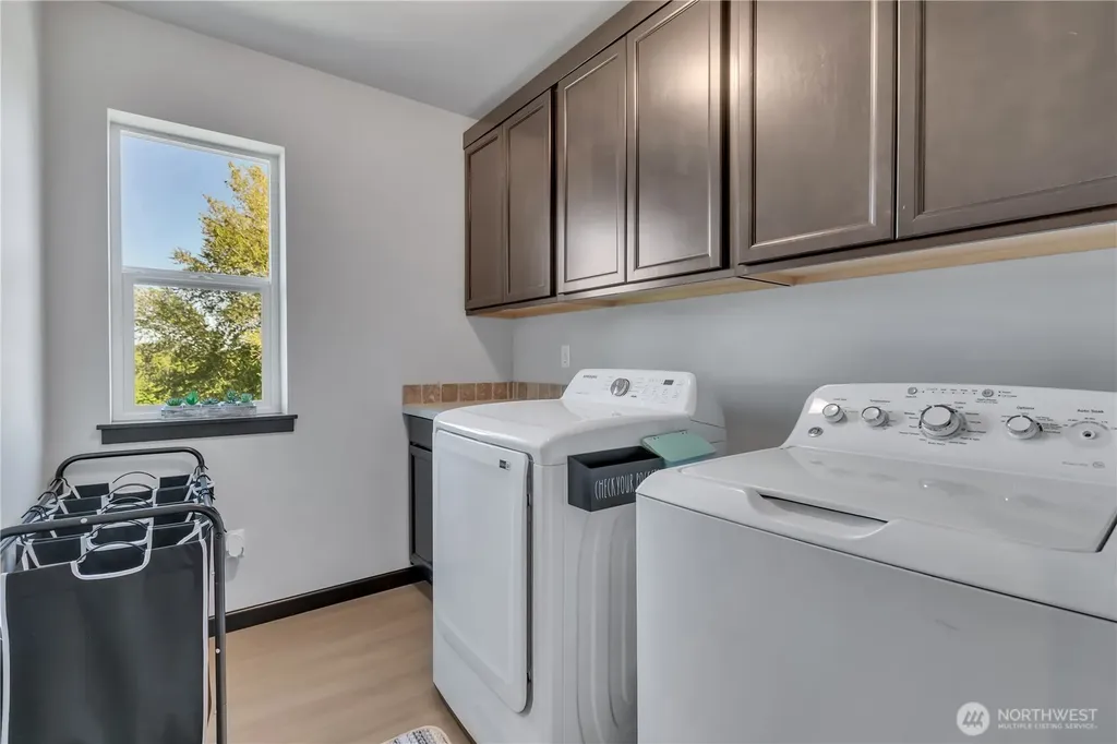 610 Rosewood Drive Buckley WA 98321