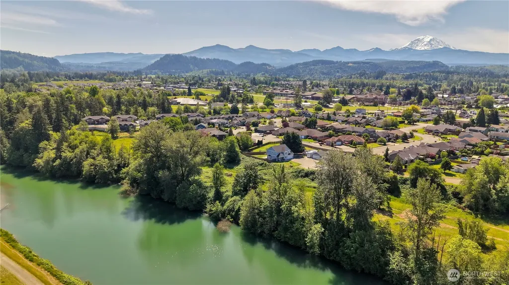 610 Rosewood Drive Buckley WA 98321