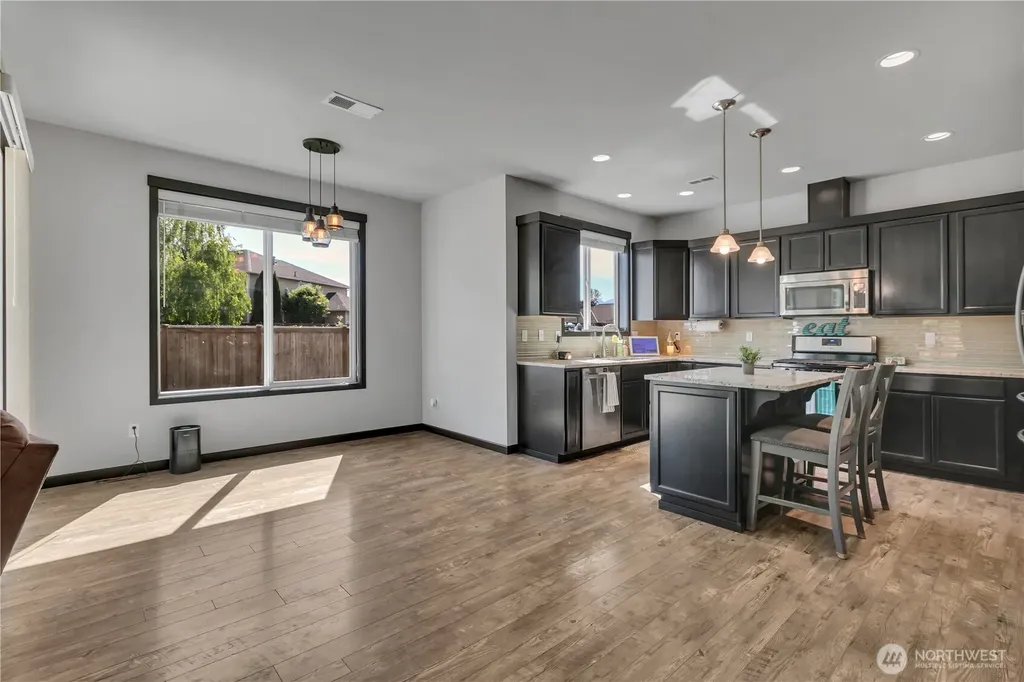610 Rosewood Drive Buckley WA 98321