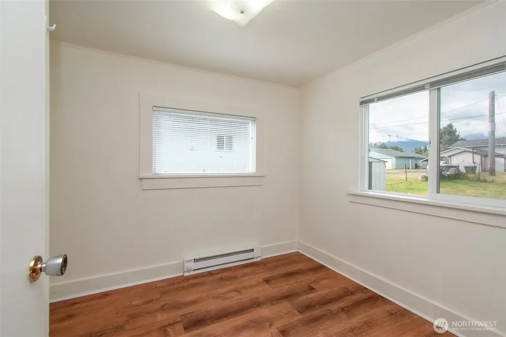 1532 W 5th Street Port Angeles WA 98363