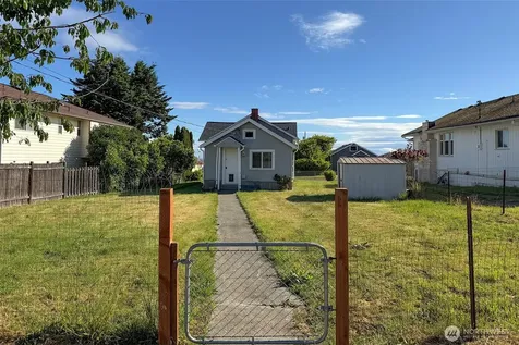 1532 W 5th Street Port Angeles WA 98363