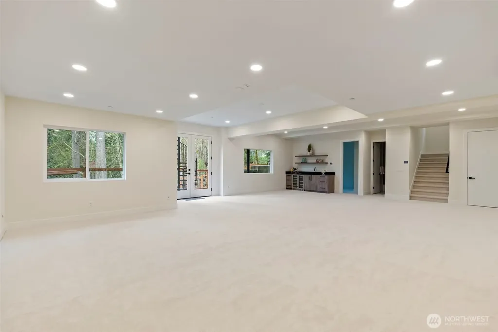 24257 SE 26th Place Sammamish WA 98075
