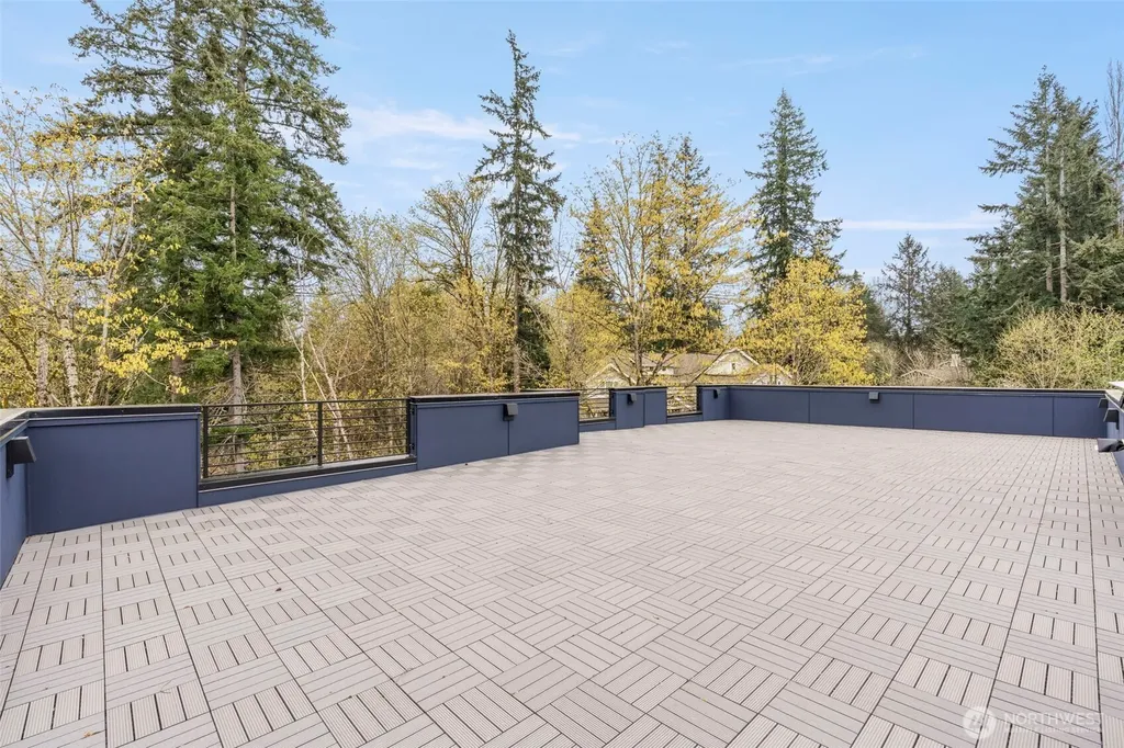 24257 SE 26th Place Sammamish WA 98075