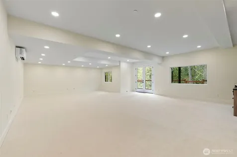 24257 SE 26th Place Sammamish WA 98075