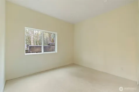 24257 SE 26th Place Sammamish WA 98075