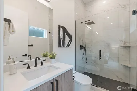24257 SE 26th Place Sammamish WA 98075