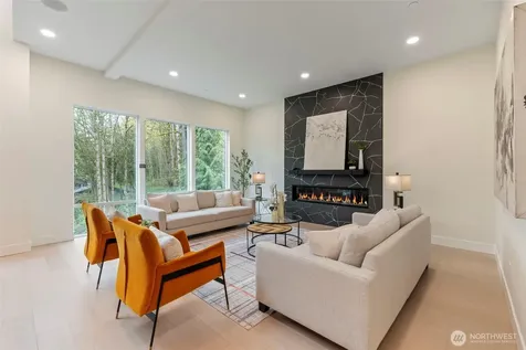 24257 SE 26th Place Sammamish WA 98075