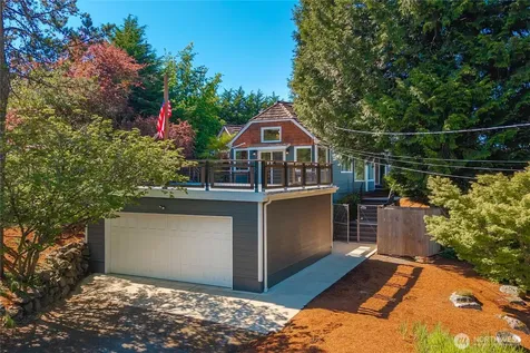 6208 Browns Point Boulevard NE Tacoma WA 98422