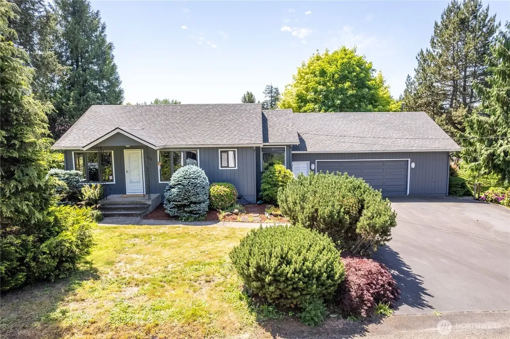 111 Appleman Drive Castle Rock WA 98611