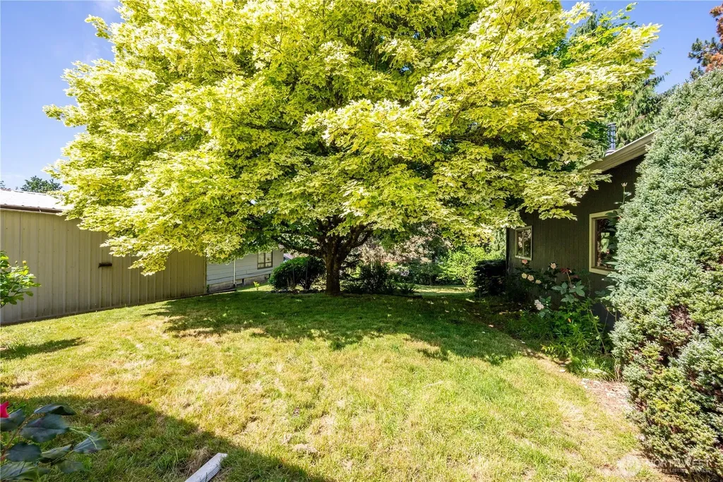 111 Appleman Drive Castle Rock WA 98611