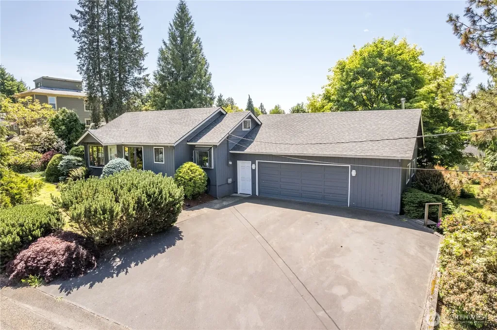 111 Appleman Drive Castle Rock WA 98611