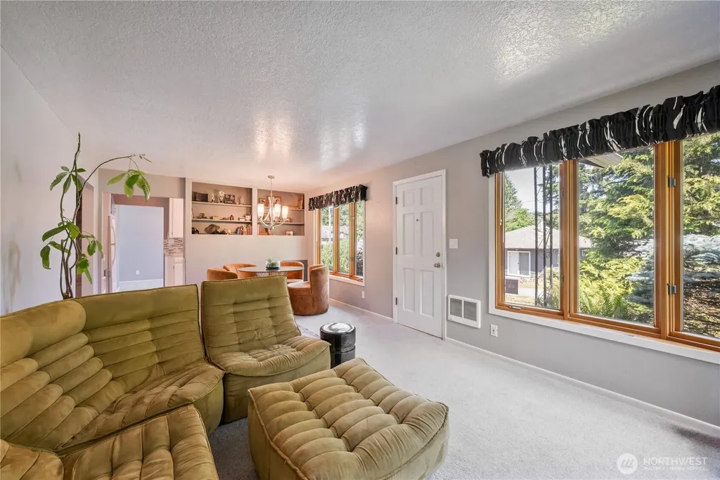111 Appleman Drive Castle Rock WA 98611